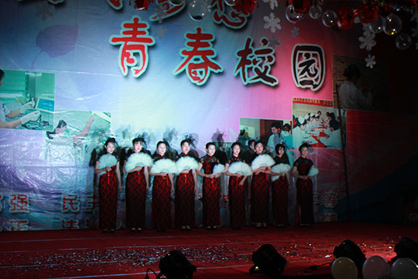 1-20040FU95M23.jpg
